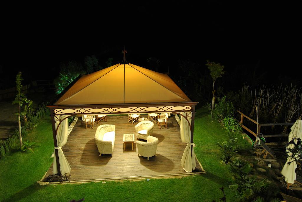 Le Macine Del Confluente Bed & Breakfast Badalucco Dış mekan fotoğraf